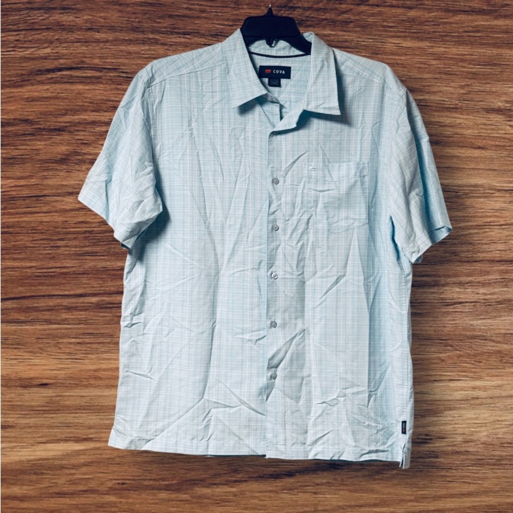 EUC Cova Short Slee Button Down Shirt SZ XL